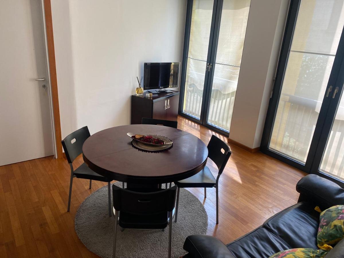 Yellow House Guest House Mendrisio Esterno foto