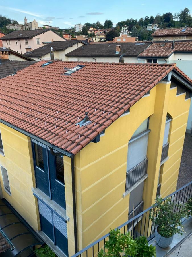 Yellow House Guest House Mendrisio Esterno foto